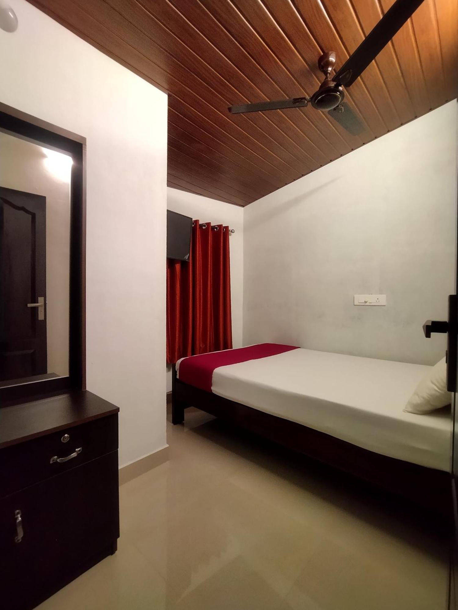 The Celeste Inn Vagamon Εξωτερικό φωτογραφία