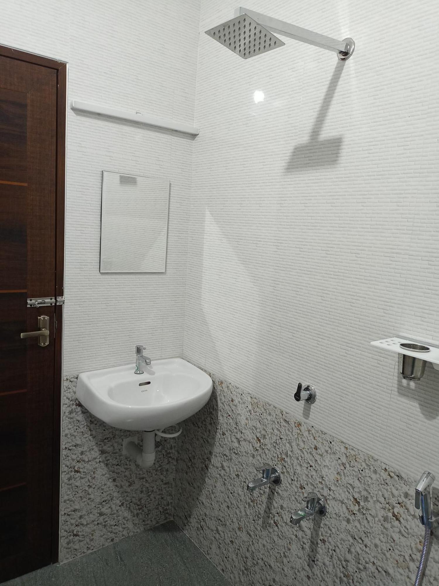 The Celeste Inn Vagamon Εξωτερικό φωτογραφία